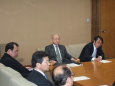 正副議長選出