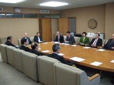 正副議長選出